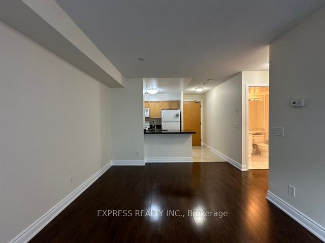 4978 Yonge St, unit 3010 for rent - image #4