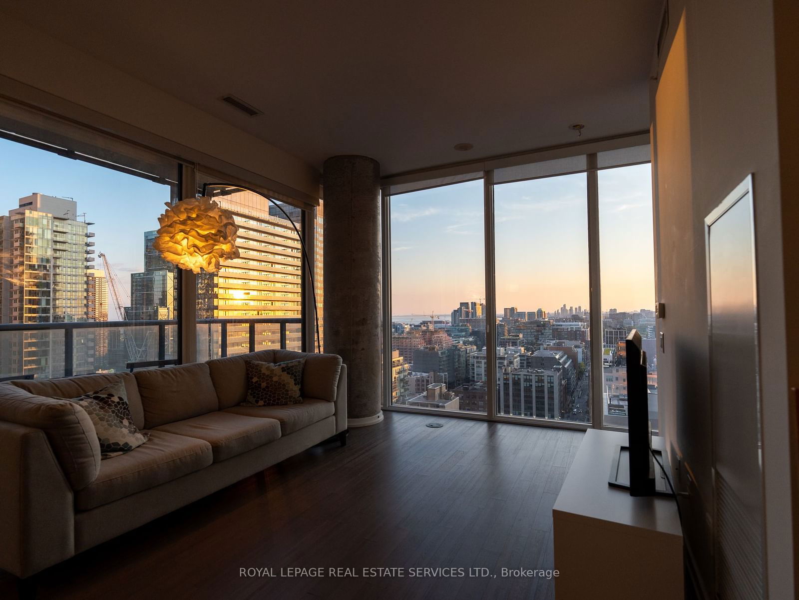 101 Peter St, unit 2309 for sale - image #32