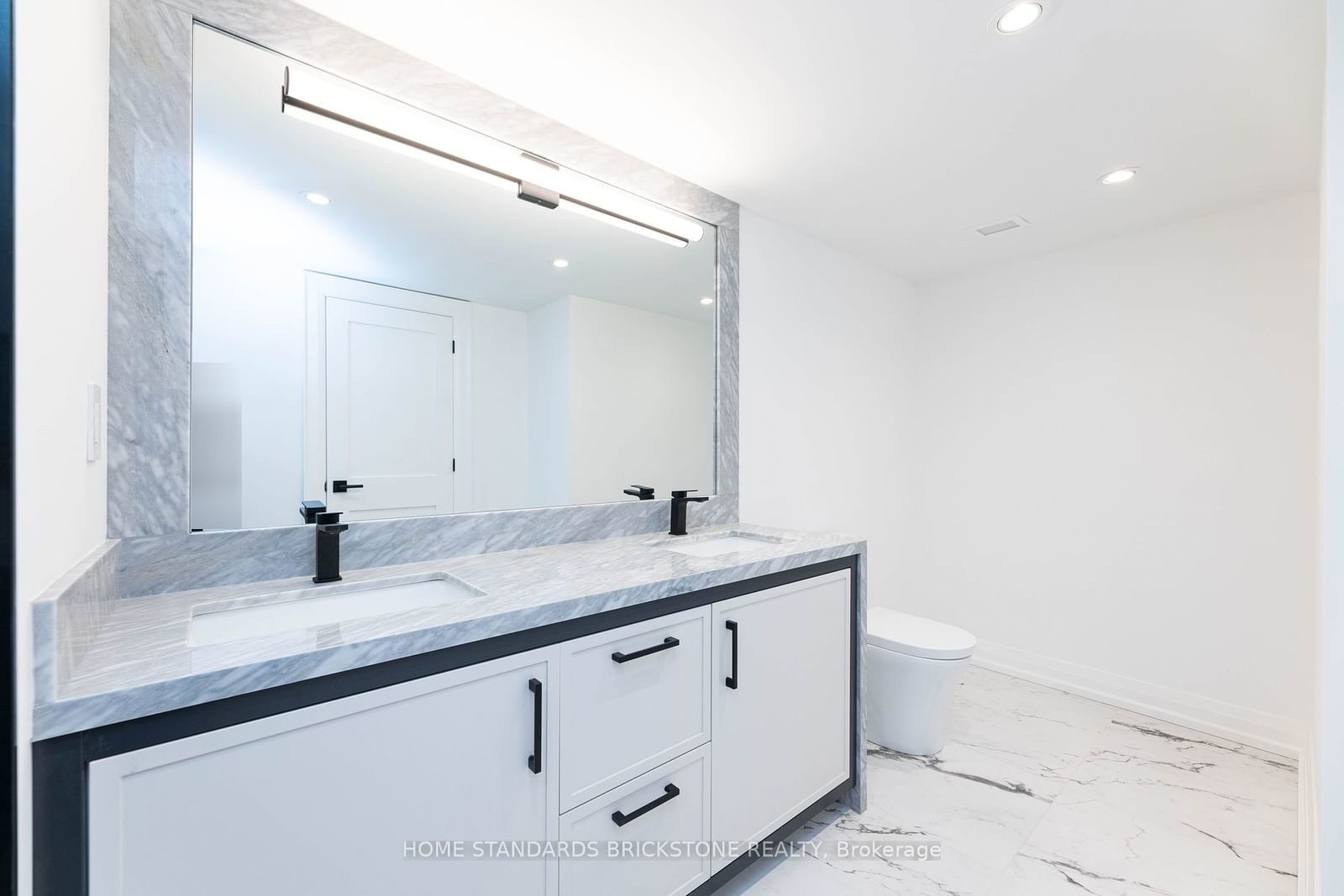 61 ST CLAIR Ave W, unit 805 for sale - image #27