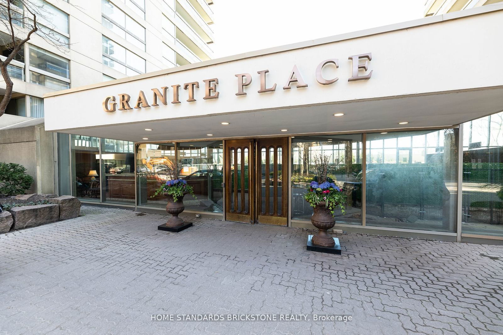 61 ST CLAIR Ave W, unit 805 for sale - image #38