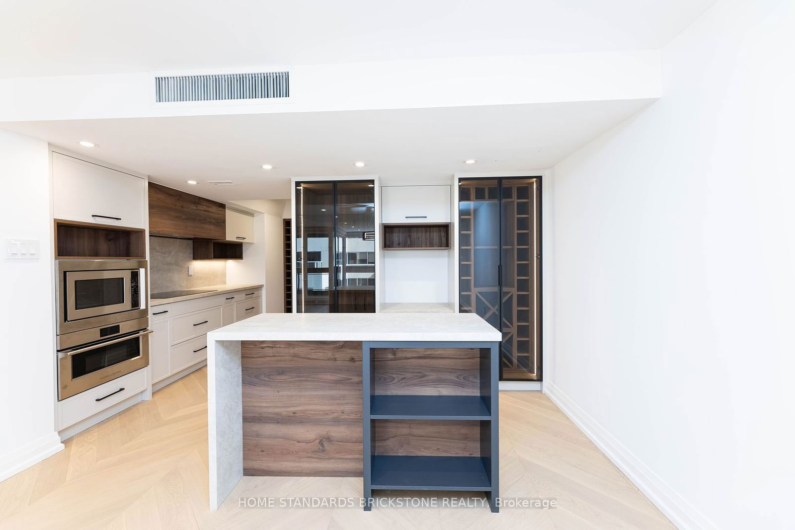 61 ST CLAIR Ave W, unit 805 for sale - image #7