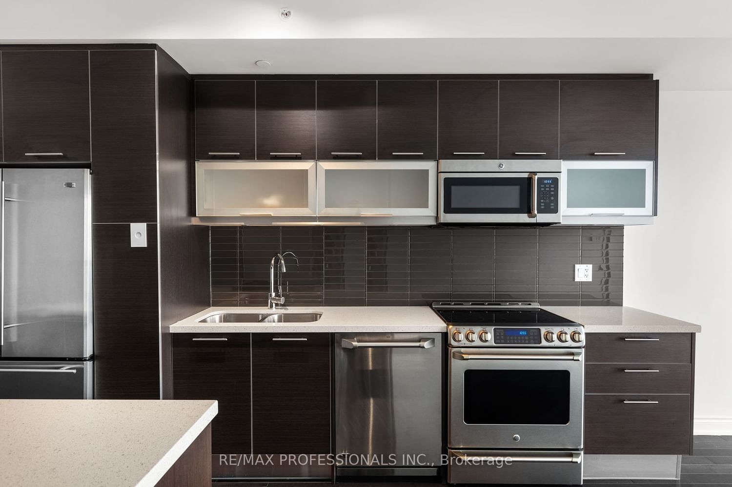 388 Yonge St, unit 6605 for sale - image #4