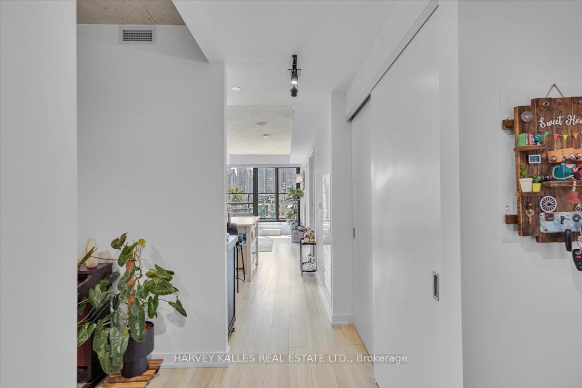 458 Richmond St W, unit 1203 for sale - image #6