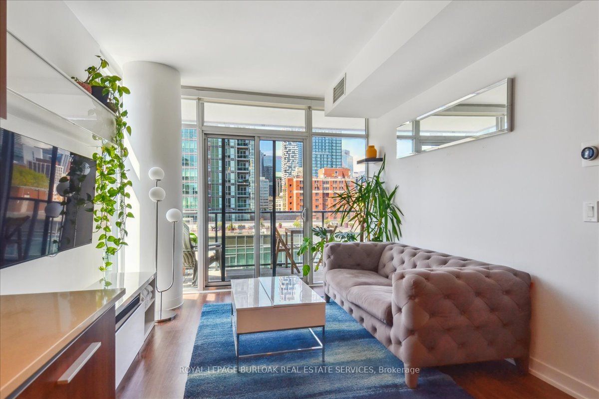 105 George St, unit 1011 for rent