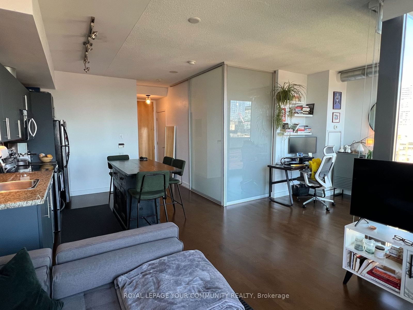 33 Mill St, unit 909 for rent - image #30