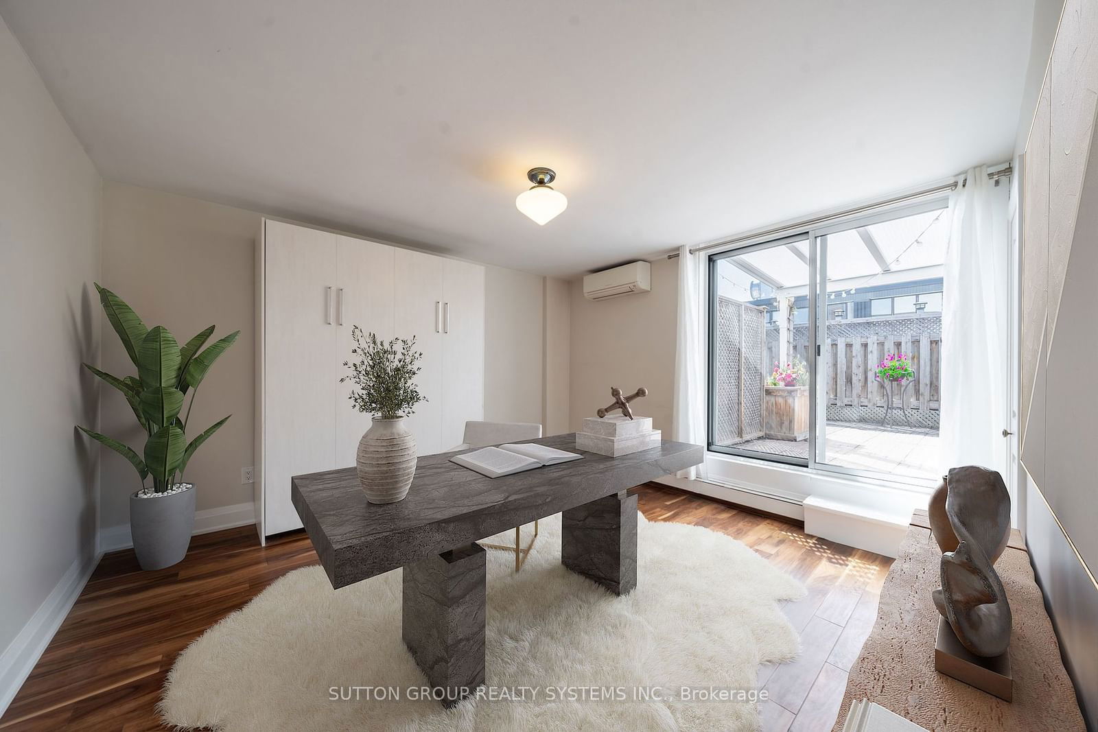 335 Lonsdale Rd, unit PH 01 for sale - image #15