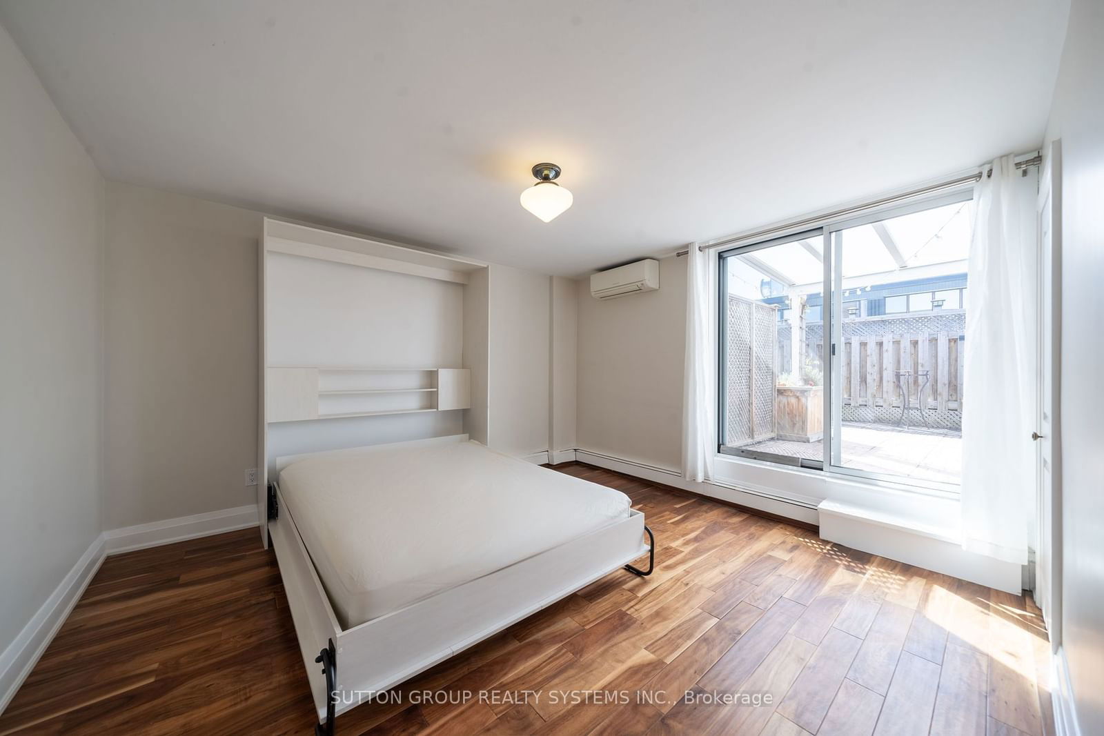 335 Lonsdale Rd, unit PH 01 for sale - image #16