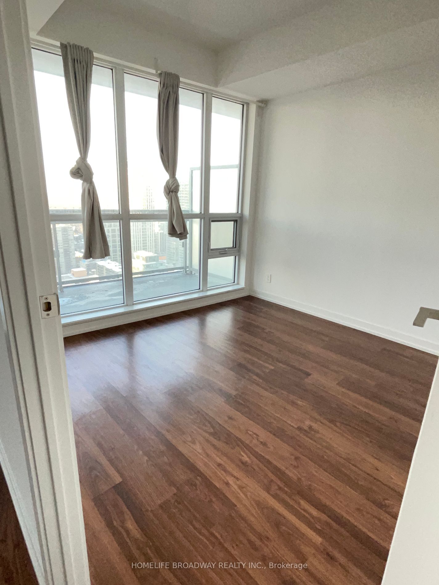 89 Dunfield Ave, unit 2903 for rent - image #3