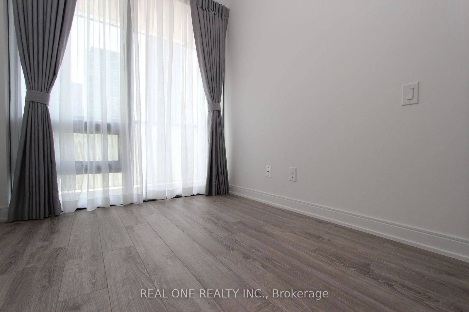 50 Charles St E, unit 912 for rent - image #6