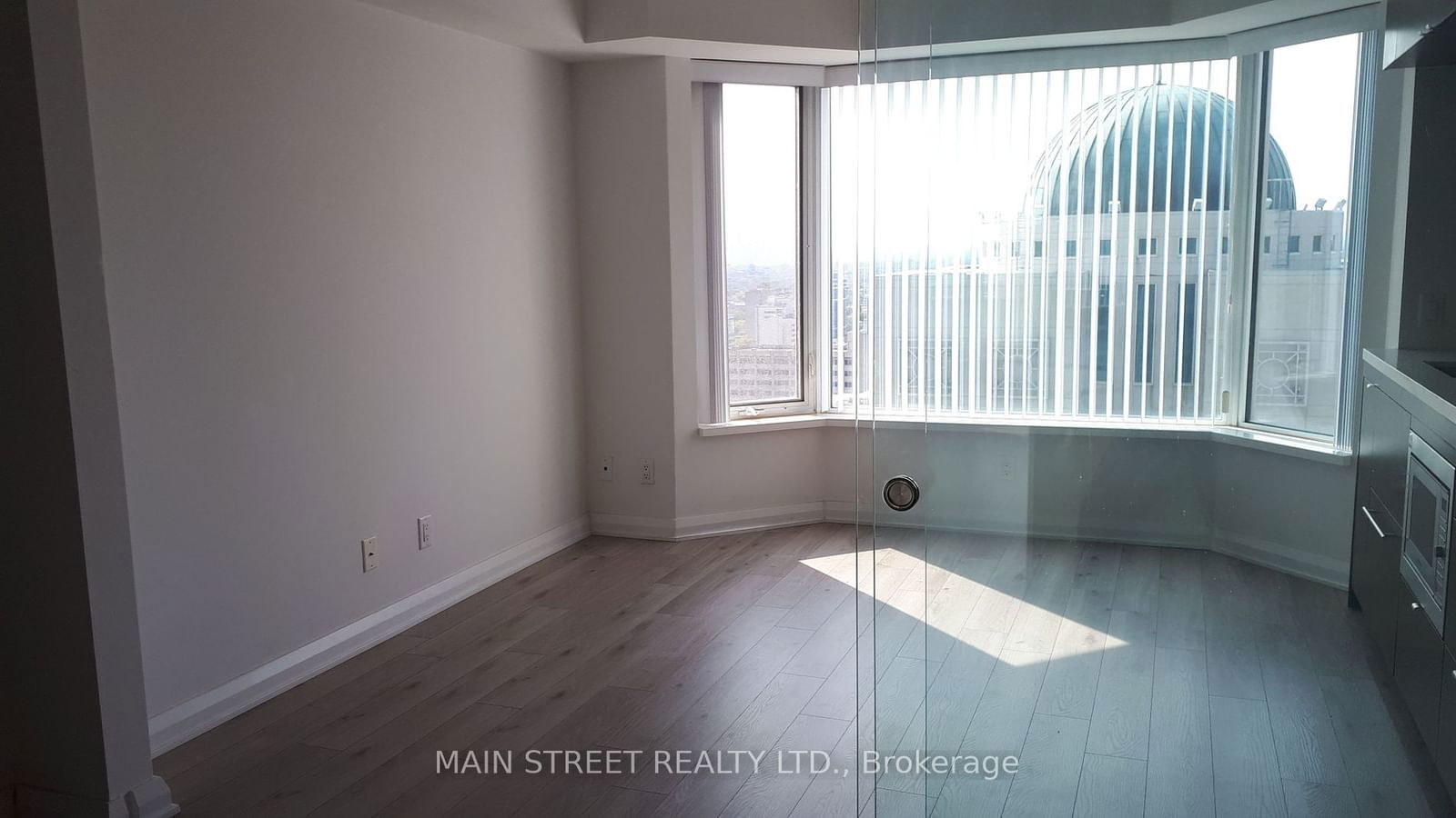 155 Yorkville Ave, unit 3015 for sale - image #5