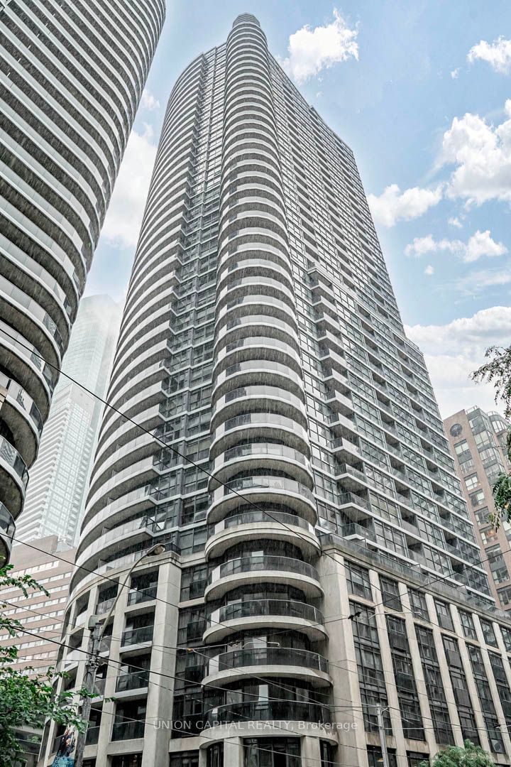 21 Carlton St, unit 2504 for sale - image #2