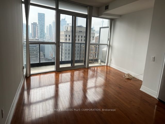 21 Carlton St, unit 2208 for rent - image #4