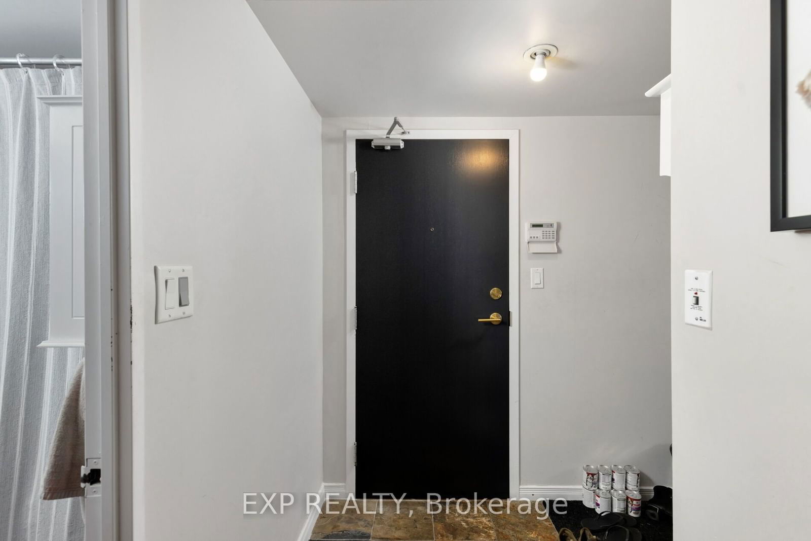 230 King St E, unit 302 for sale - image #11