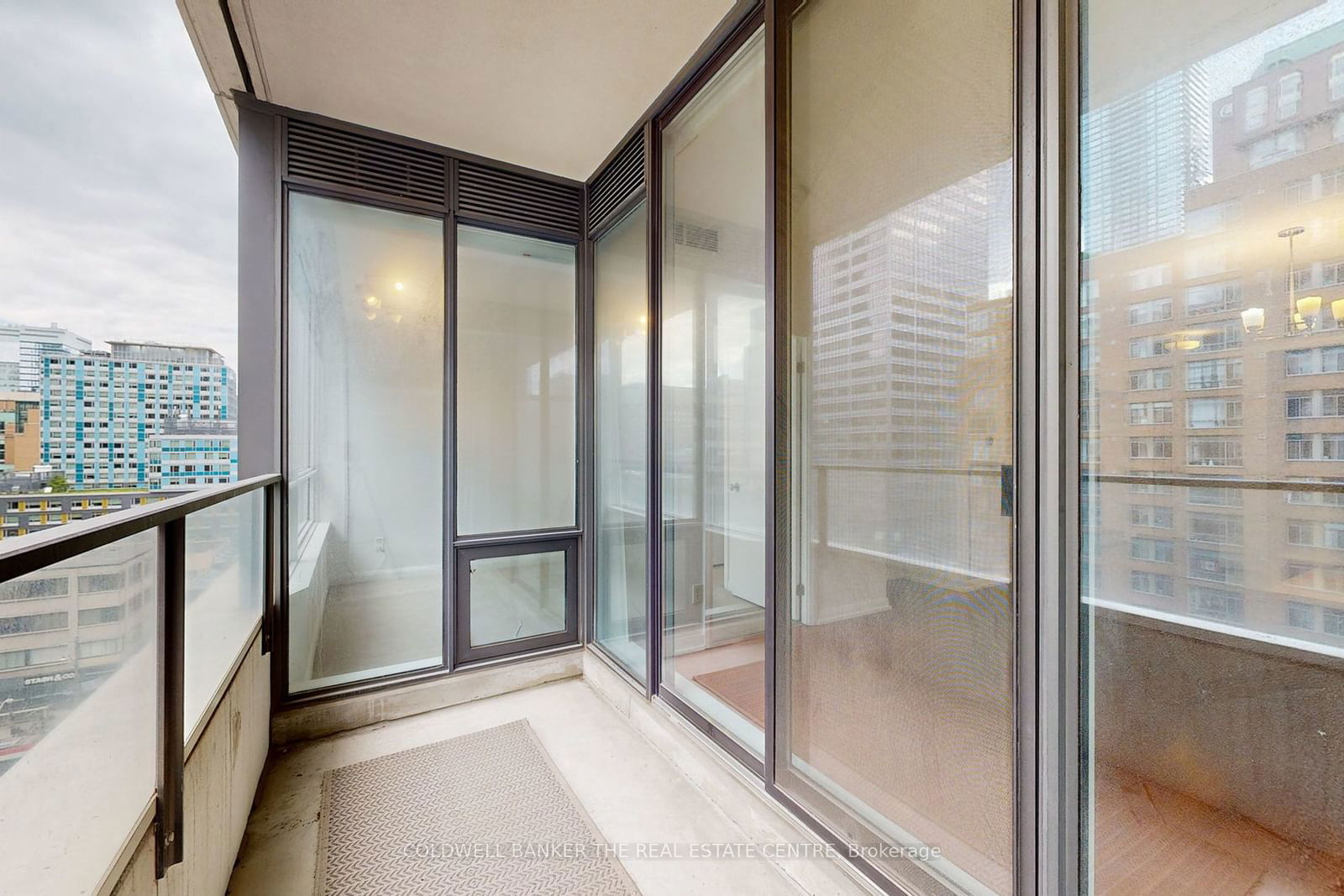 111 Elizabeth St, unit 1118 for sale - image #29