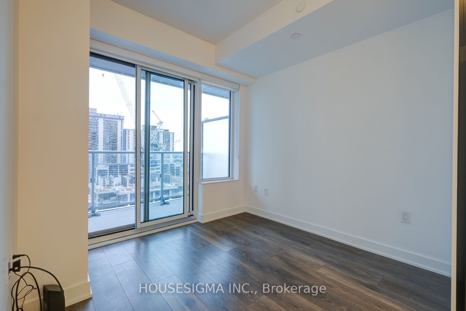 99 Broadway Ave, unit 1501 for rent - image #10