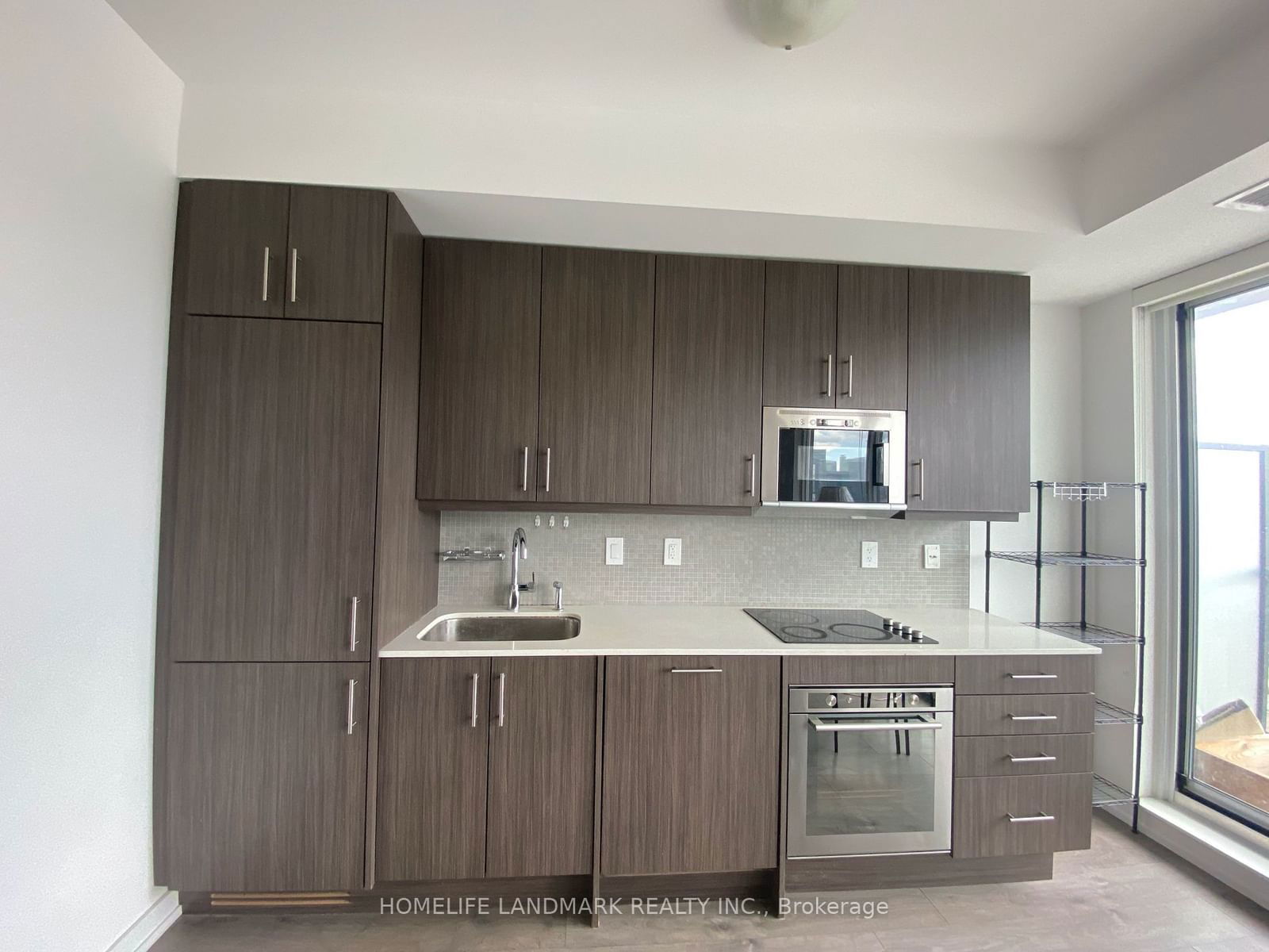 297 College St, unit 1703 for rent - image #5