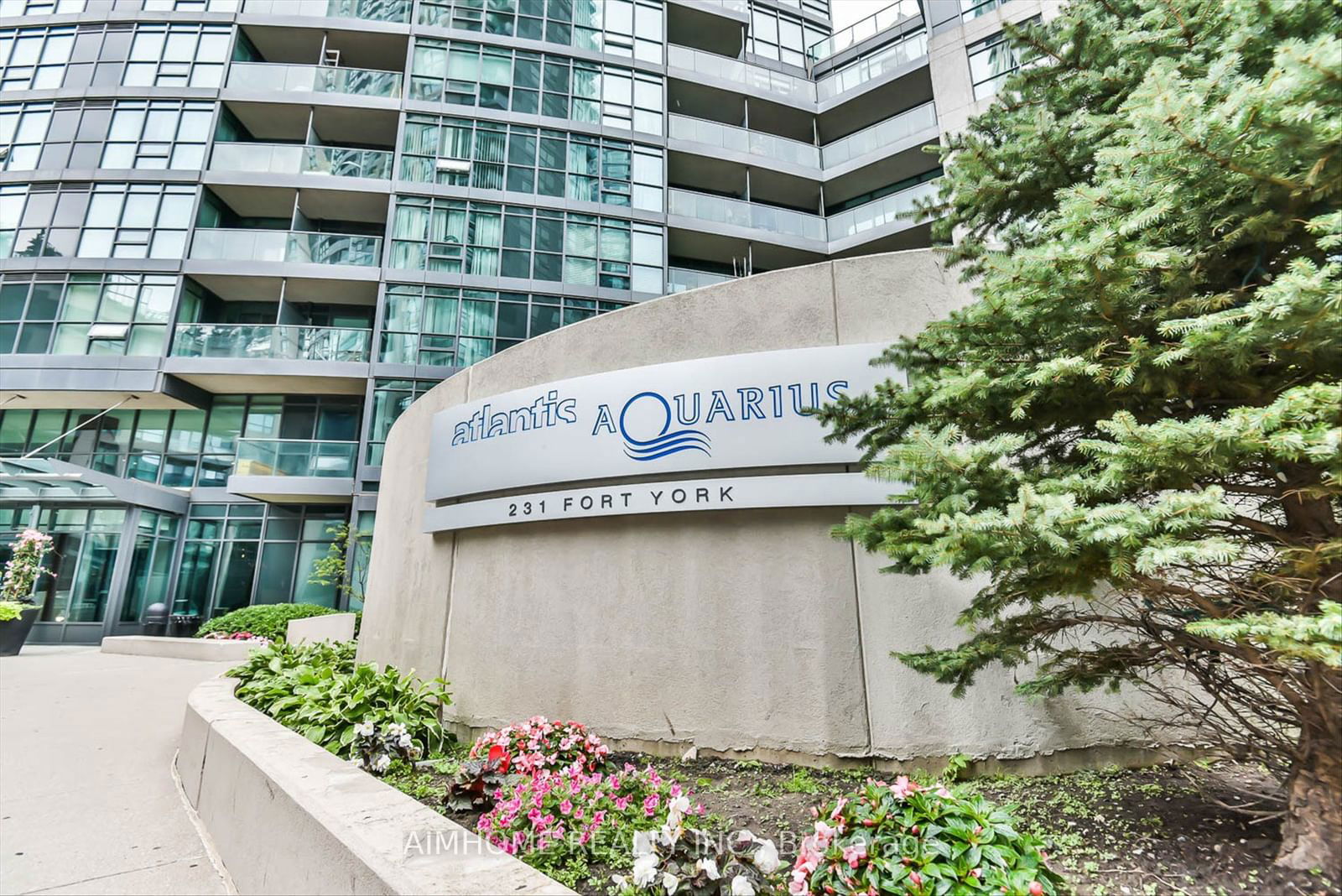 231 Fort York Blvd, unit 719 for sale