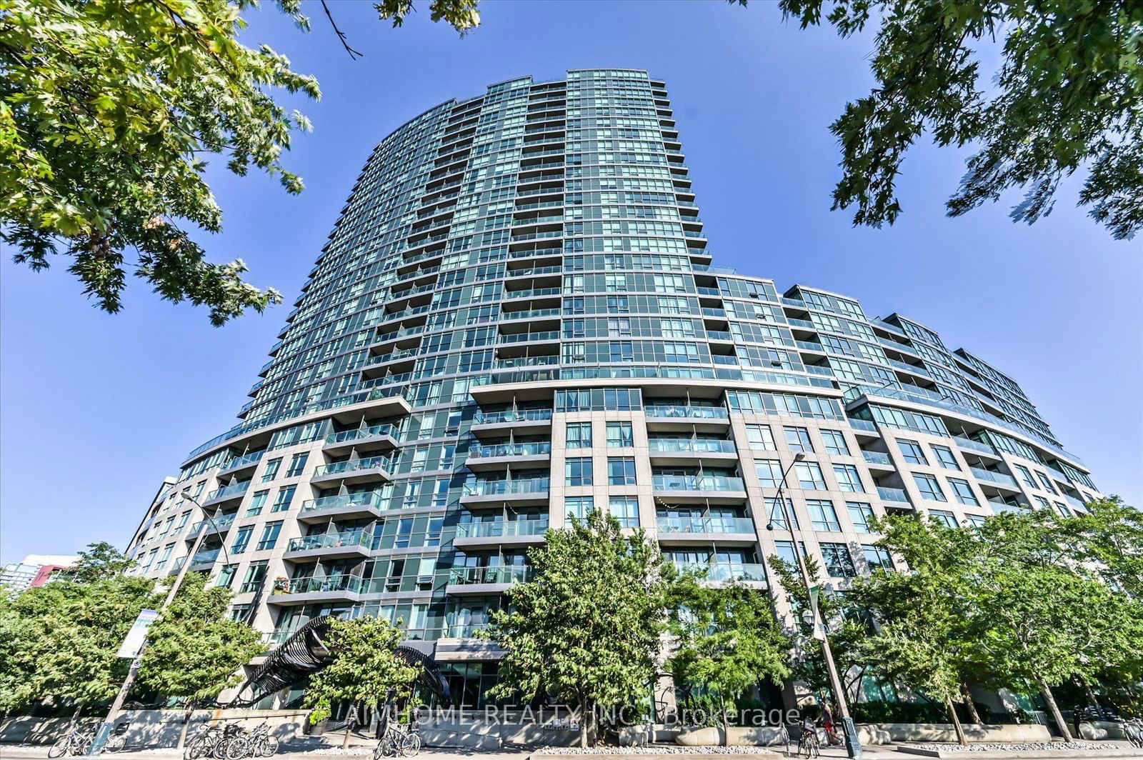 231 Fort York Blvd, unit 719 for sale