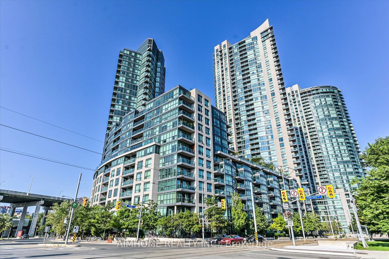 231 Fort York Blvd, unit 719 for sale