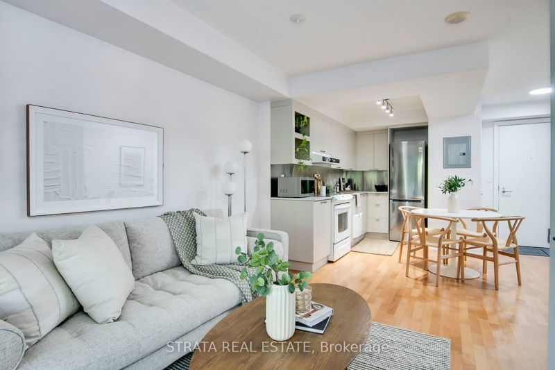 111 Elizabeth St, unit 201 for sale - image #1