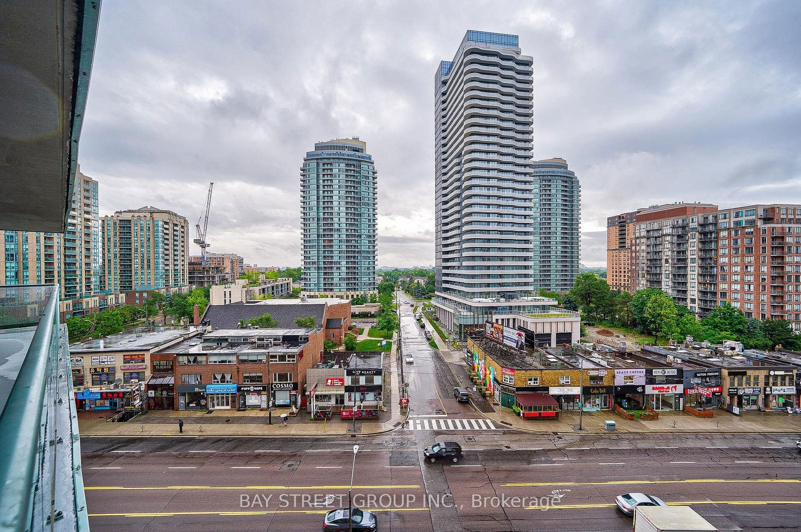 5500 Yonge St, unit 803 for sale