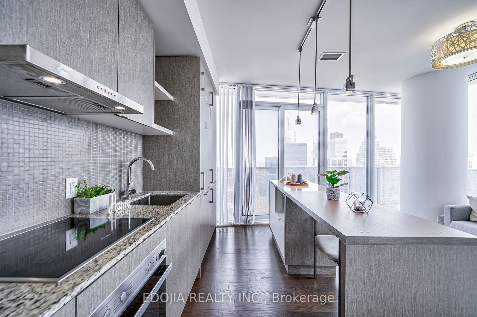 100 Harbour St, unit 6004 for sale - image #12