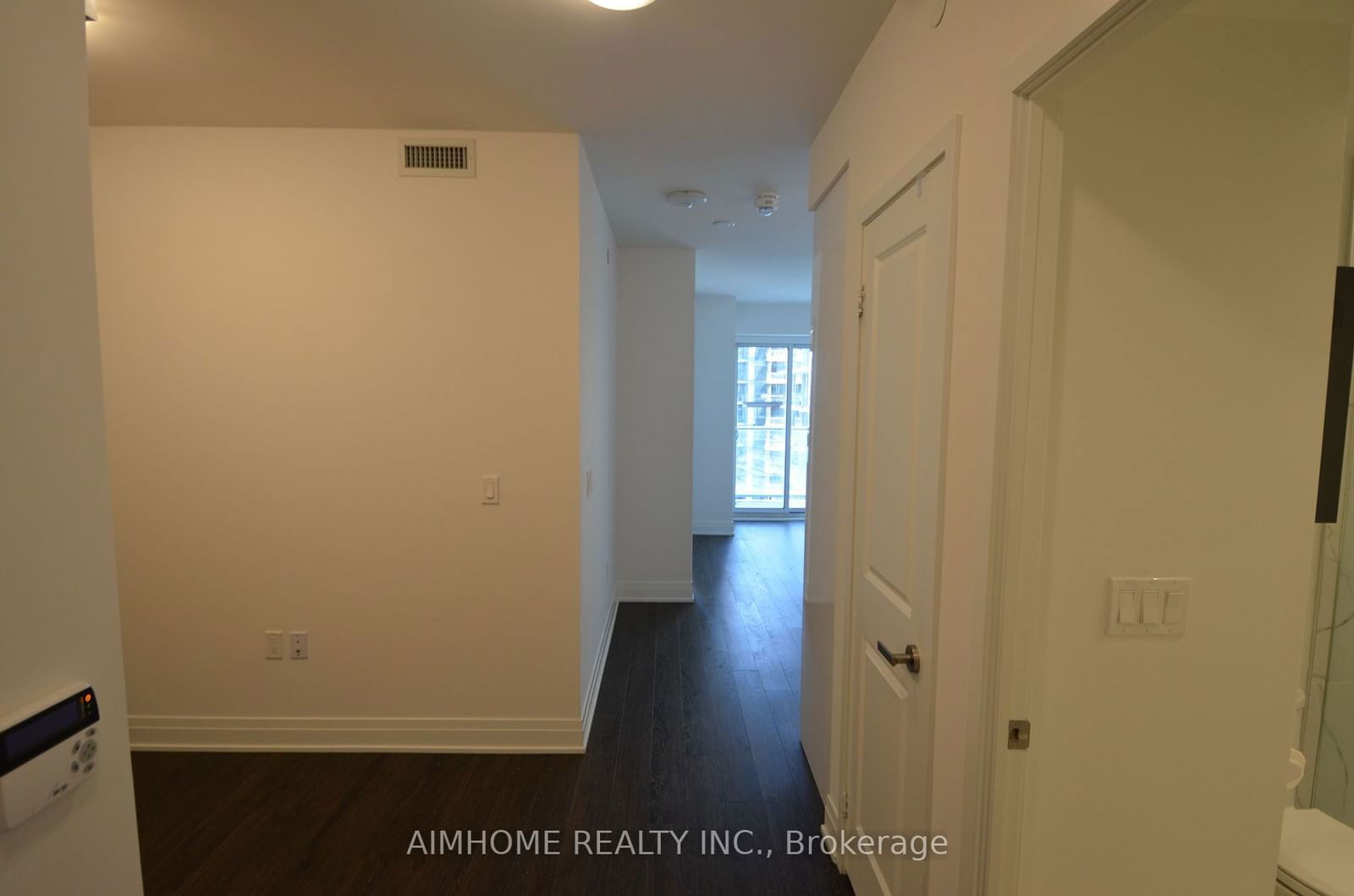 99 Broadway Ave, unit 2202 for rent - image #3