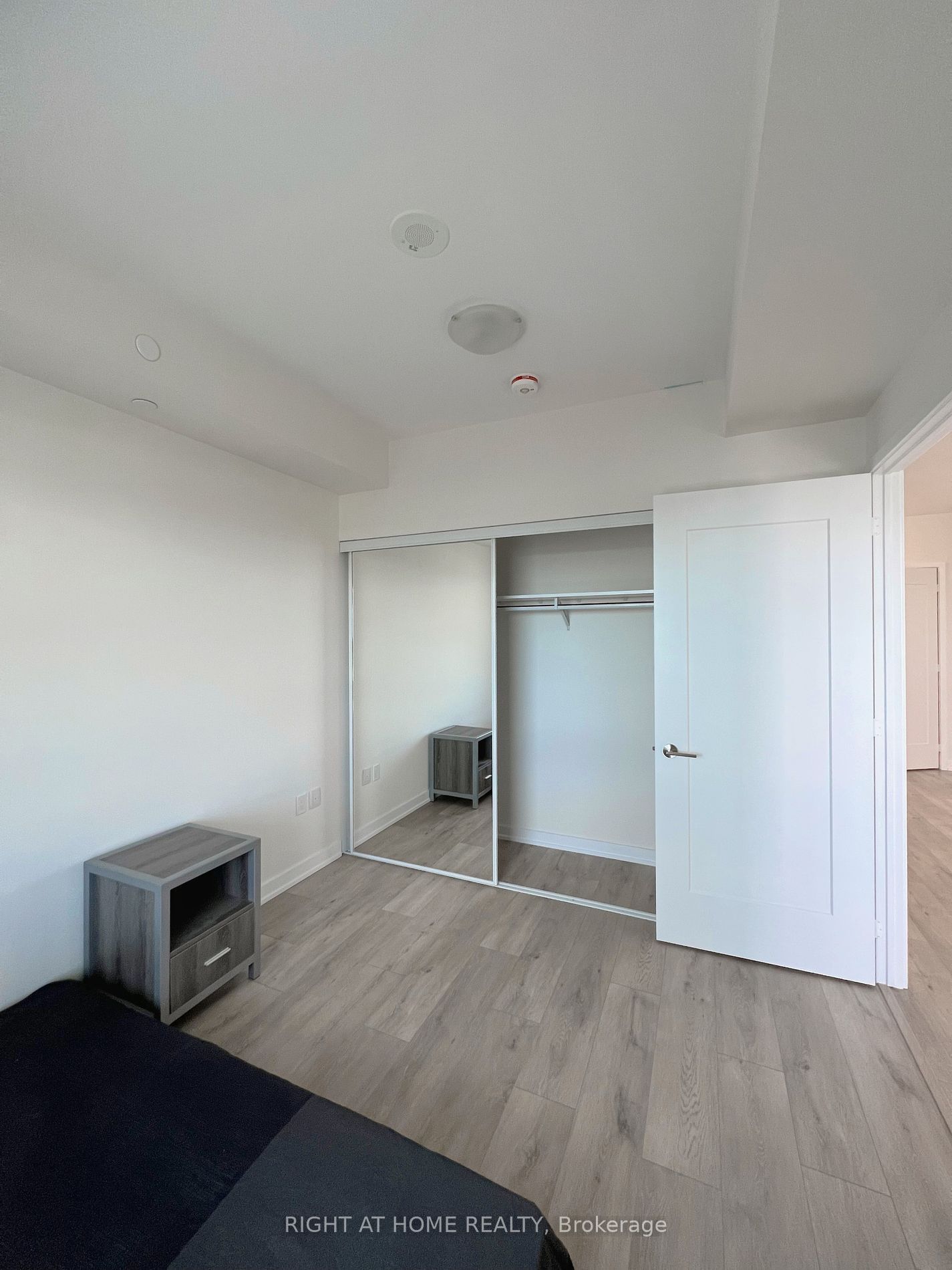 28 Freeland St, unit 1710 for sale - image #12