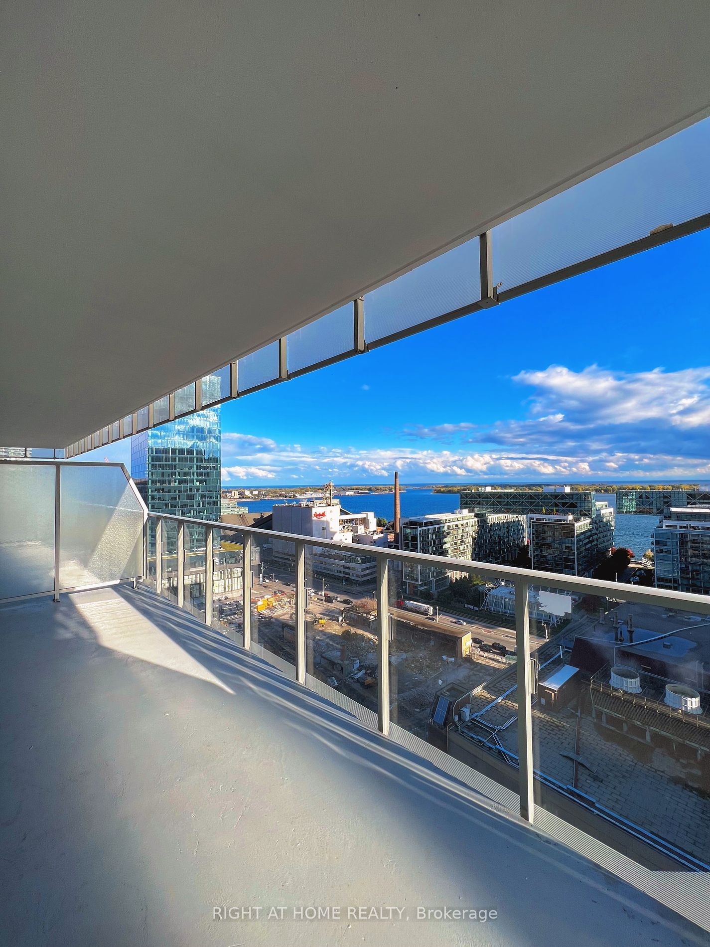 28 Freeland St, unit 1710 for sale