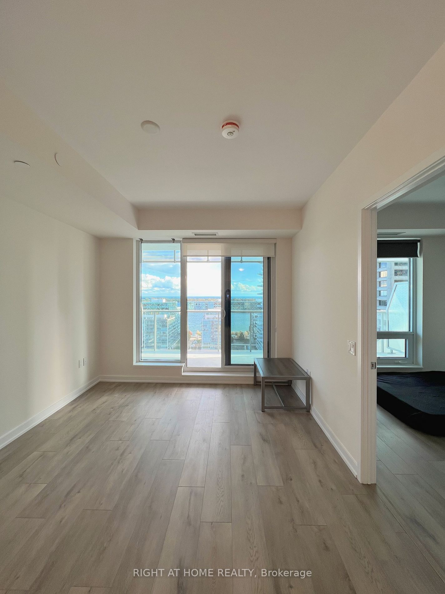 28 Freeland St, unit 1710 for sale - image #7