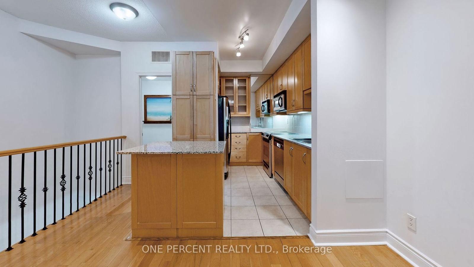 70 Byng Ave, unit 5 for sale - image #10