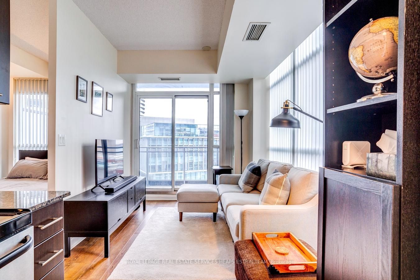 15 Bruyeres Mews, unit 1004 for rent - image #7