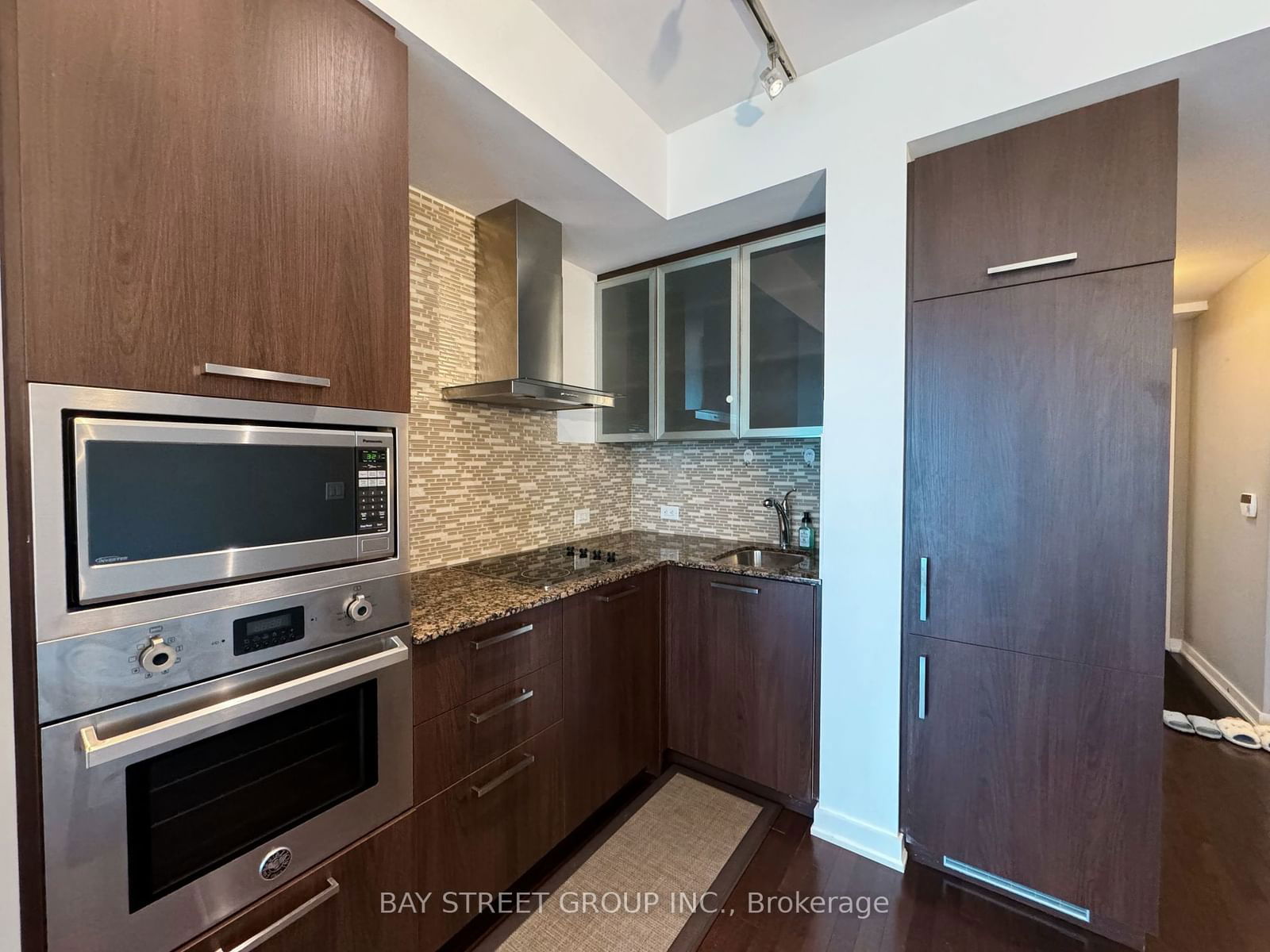 14 York St, unit 3110 for sale - image #5