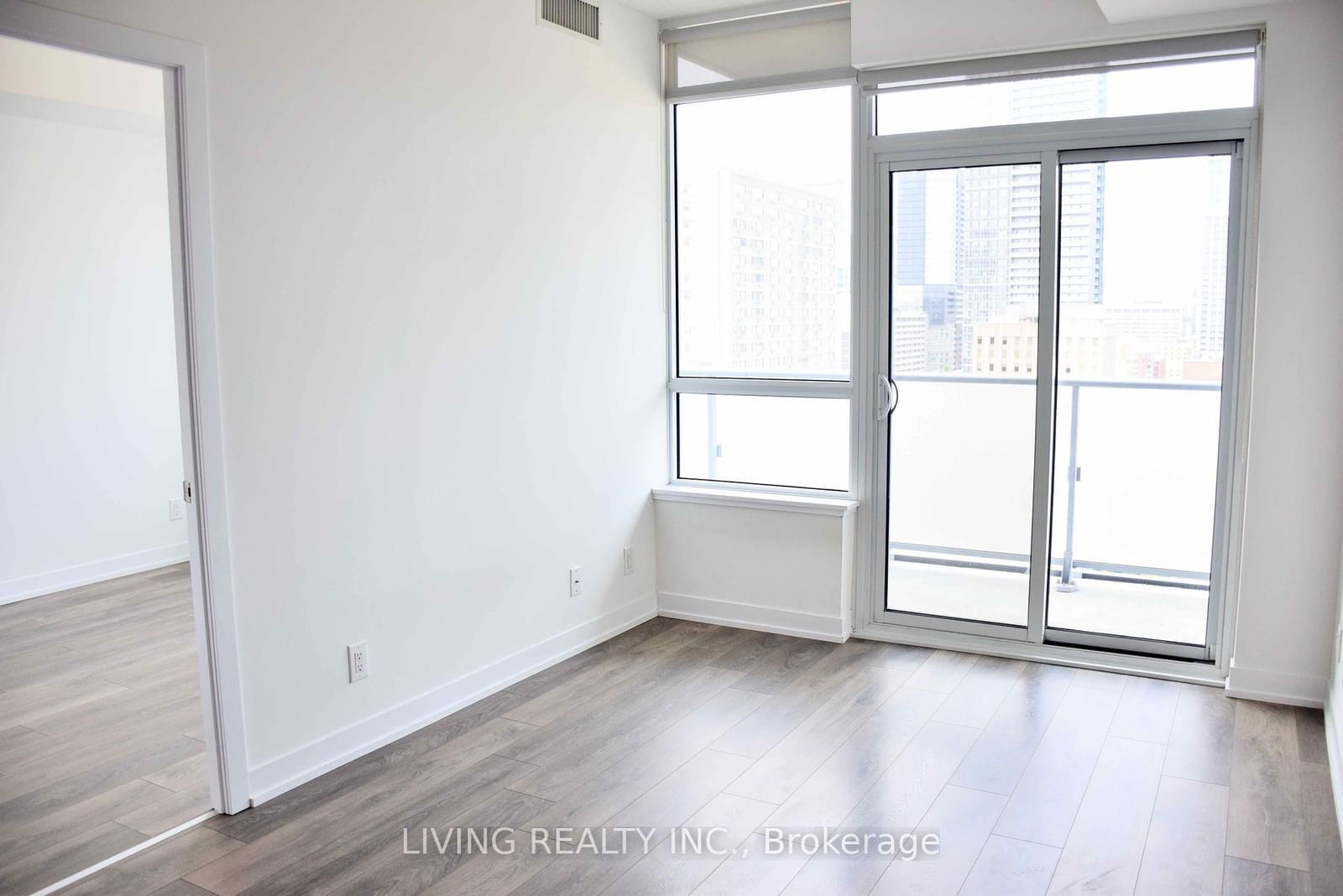 365 Church St, unit 2512 for rent - image #8