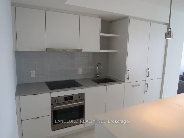 88 Harbour St, unit 5509 for rent - image #1