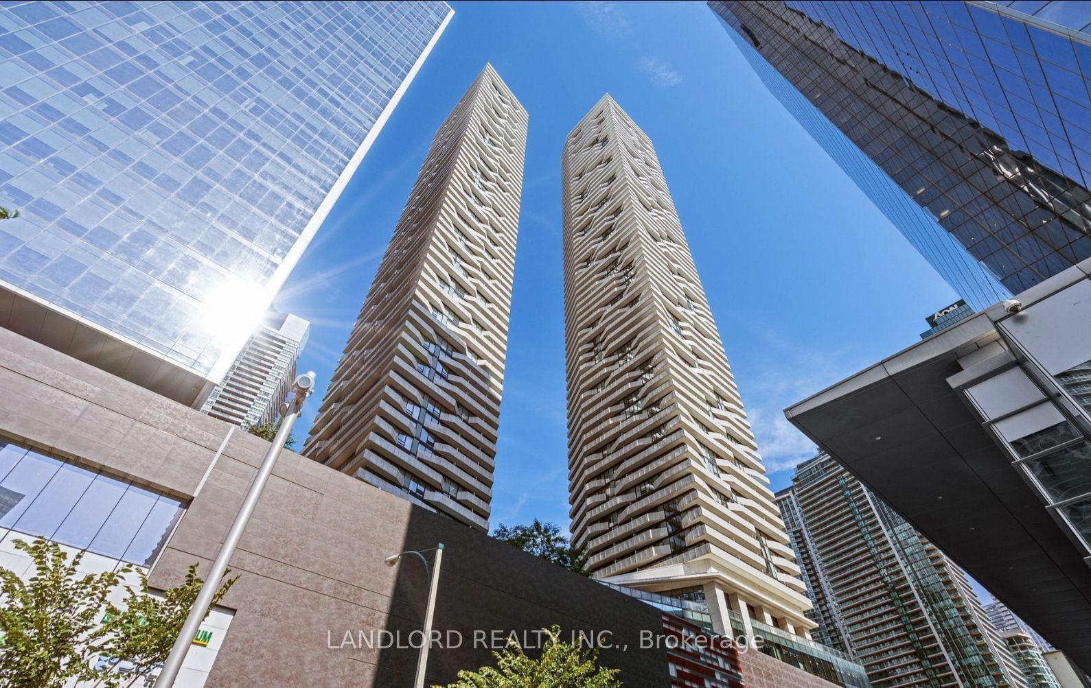 88 Harbour St, unit 5509 for rent - image #22