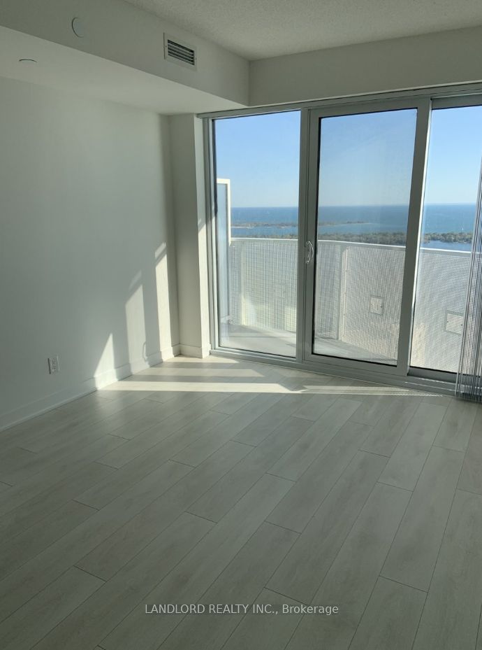 88 Harbour St, unit 5509 for rent - image #6