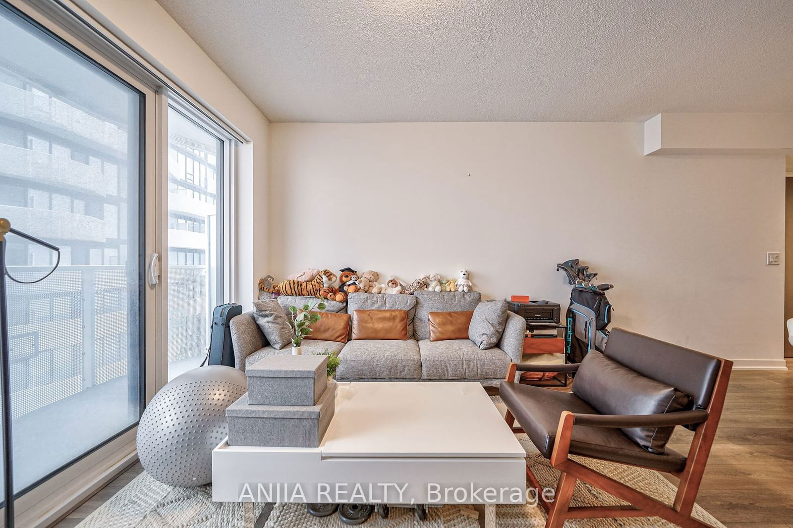 100 Harbour St, unit 4106 for sale