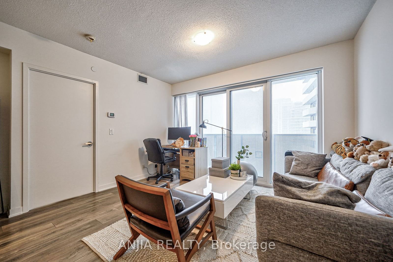 100 Harbour St, unit 4106 for sale