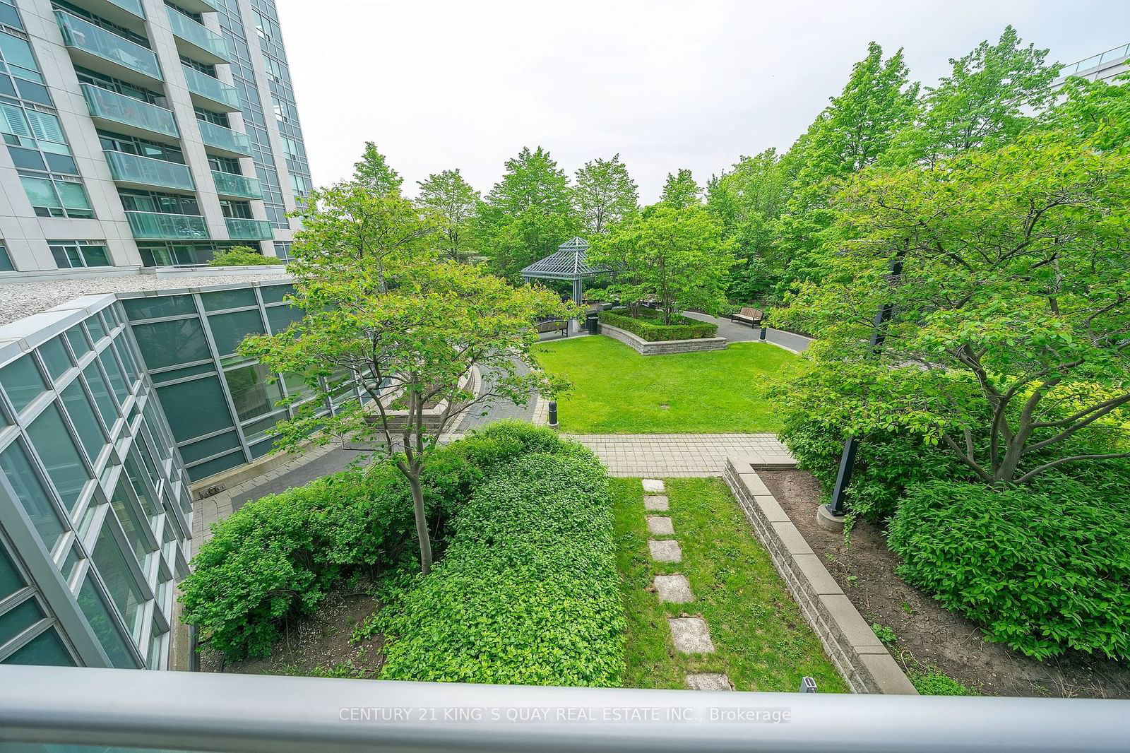 16 Harrison Garden Blvd, unit 303 for sale - image #23