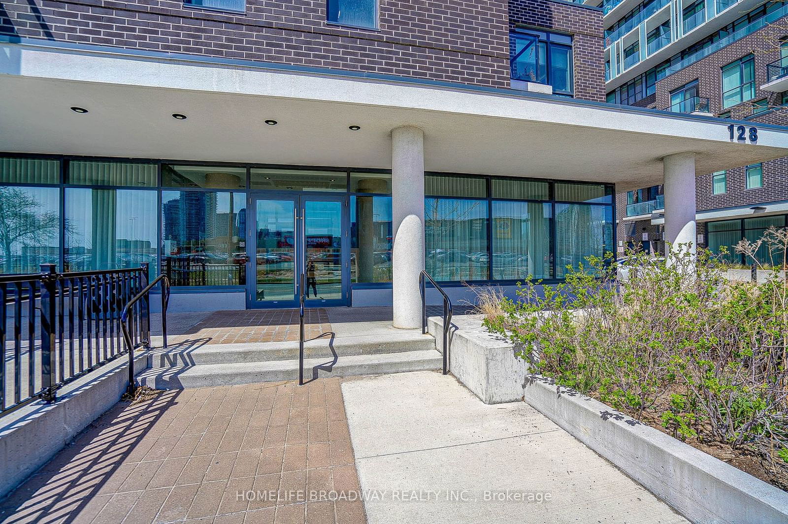 128 Fairview Mall Dr, unit 1606 for rent - image #2