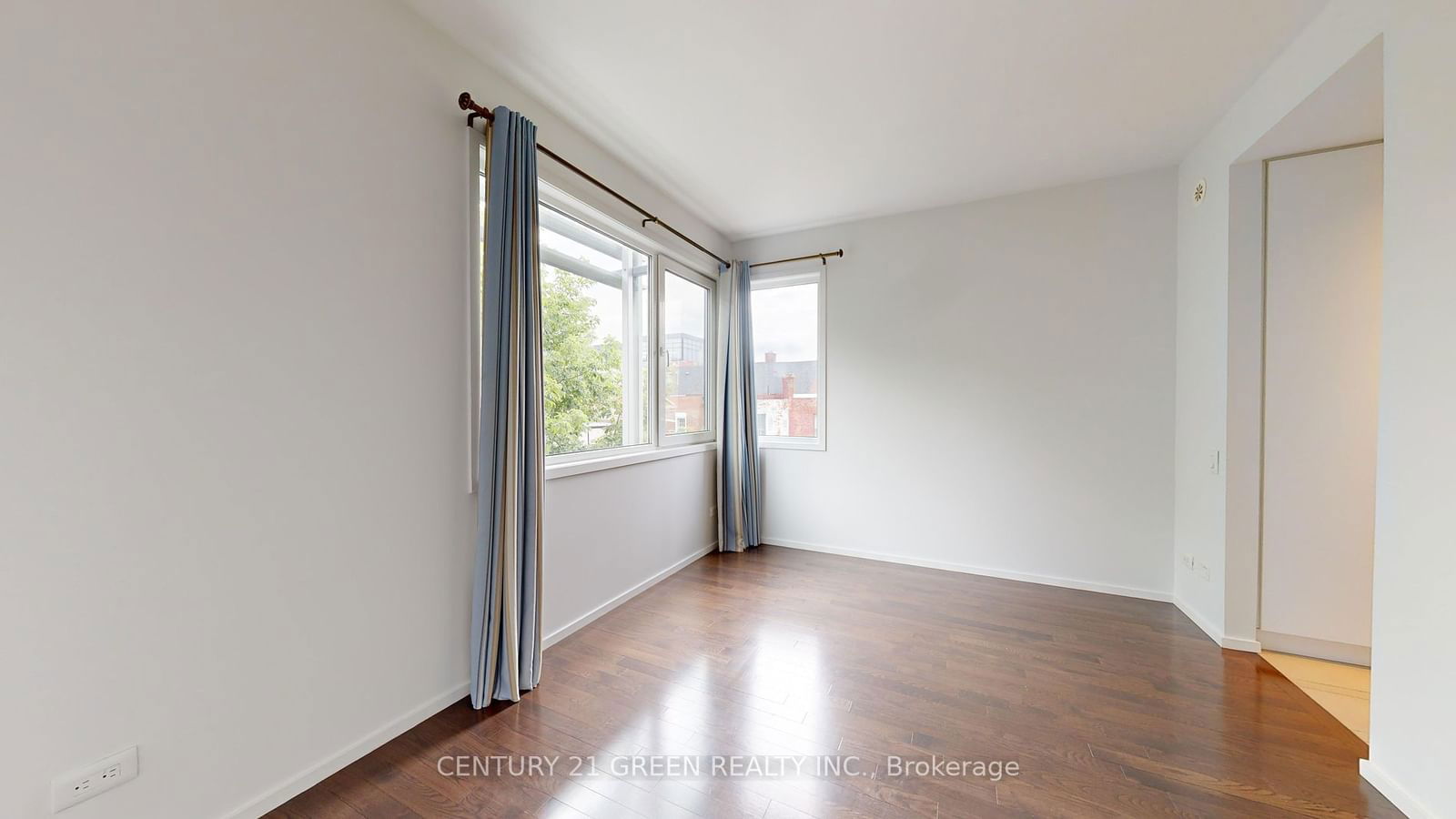 56 Lippincott St, unit 8 for sale - image #22