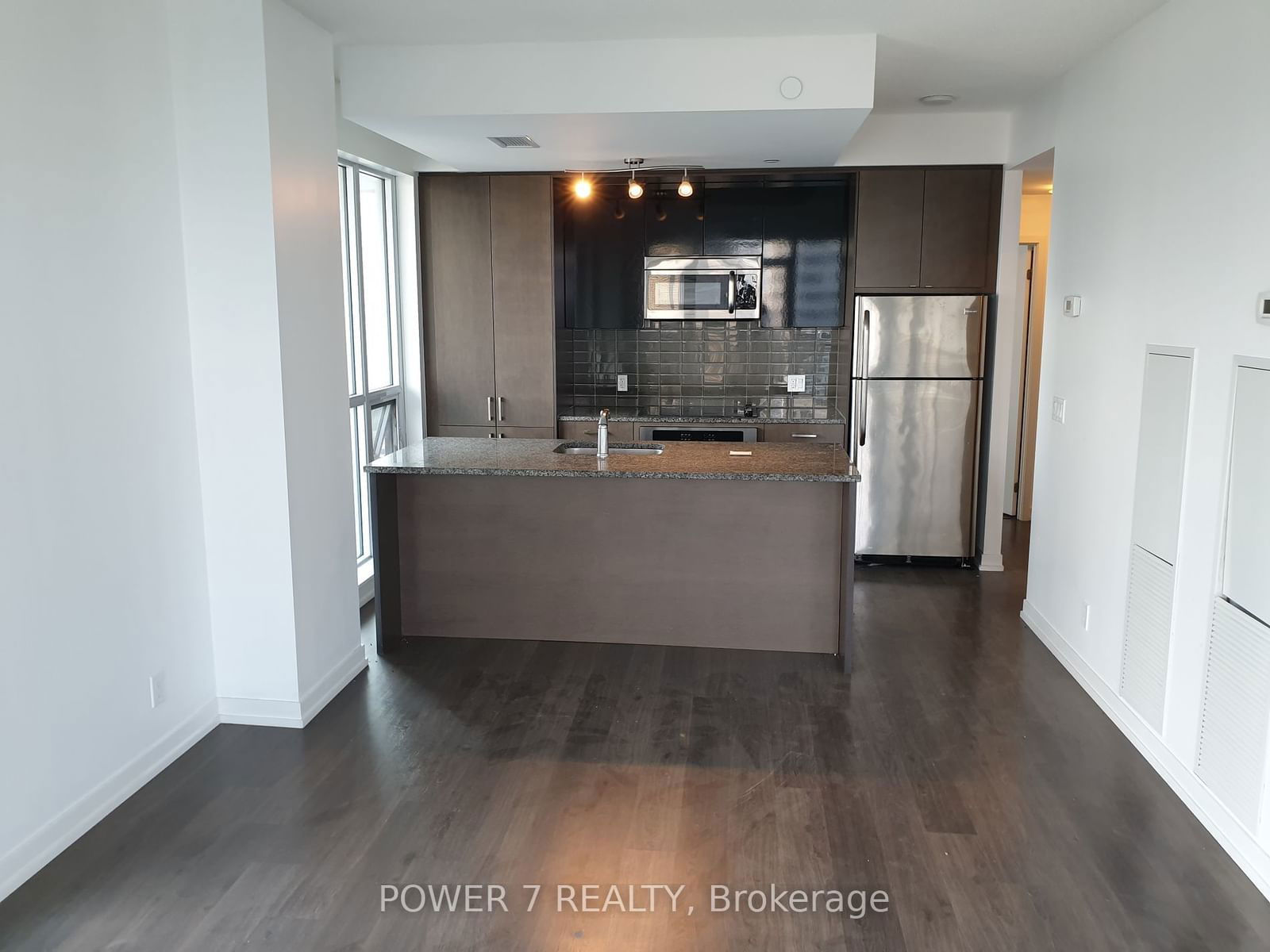 98 Lillian St, unit 1620 for sale - image #7