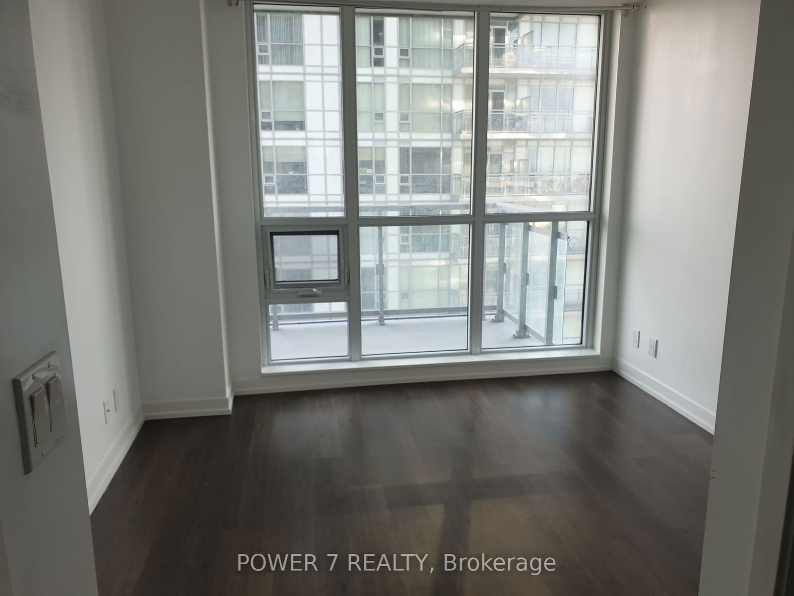 98 Lillian St, unit 1620 for sale - image #9