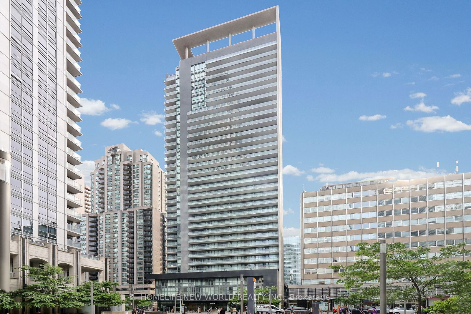 770 Bay St, unit 1613 for rent - image #1