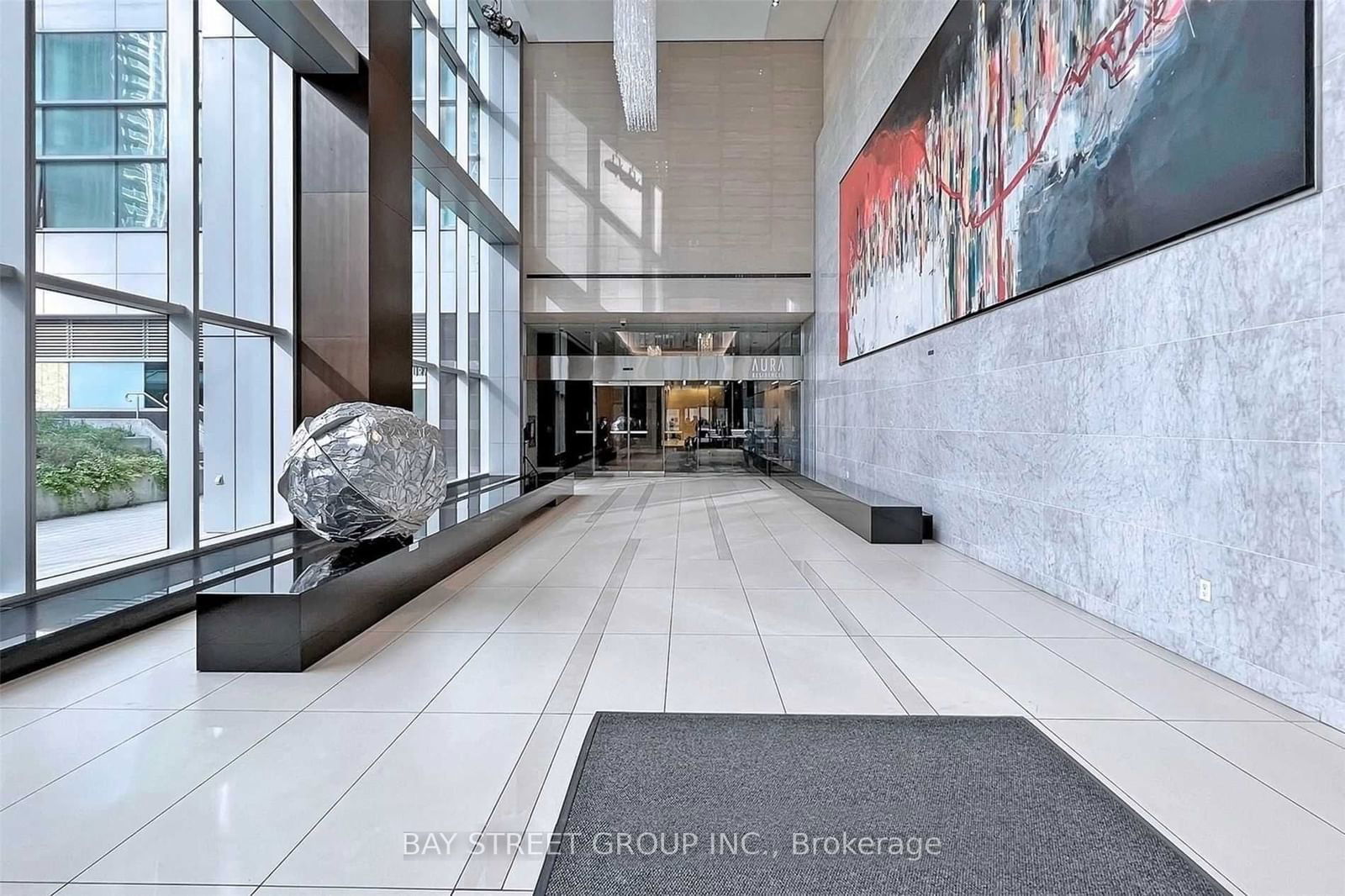 386 Yonge St, unit 5207 for rent - image #4