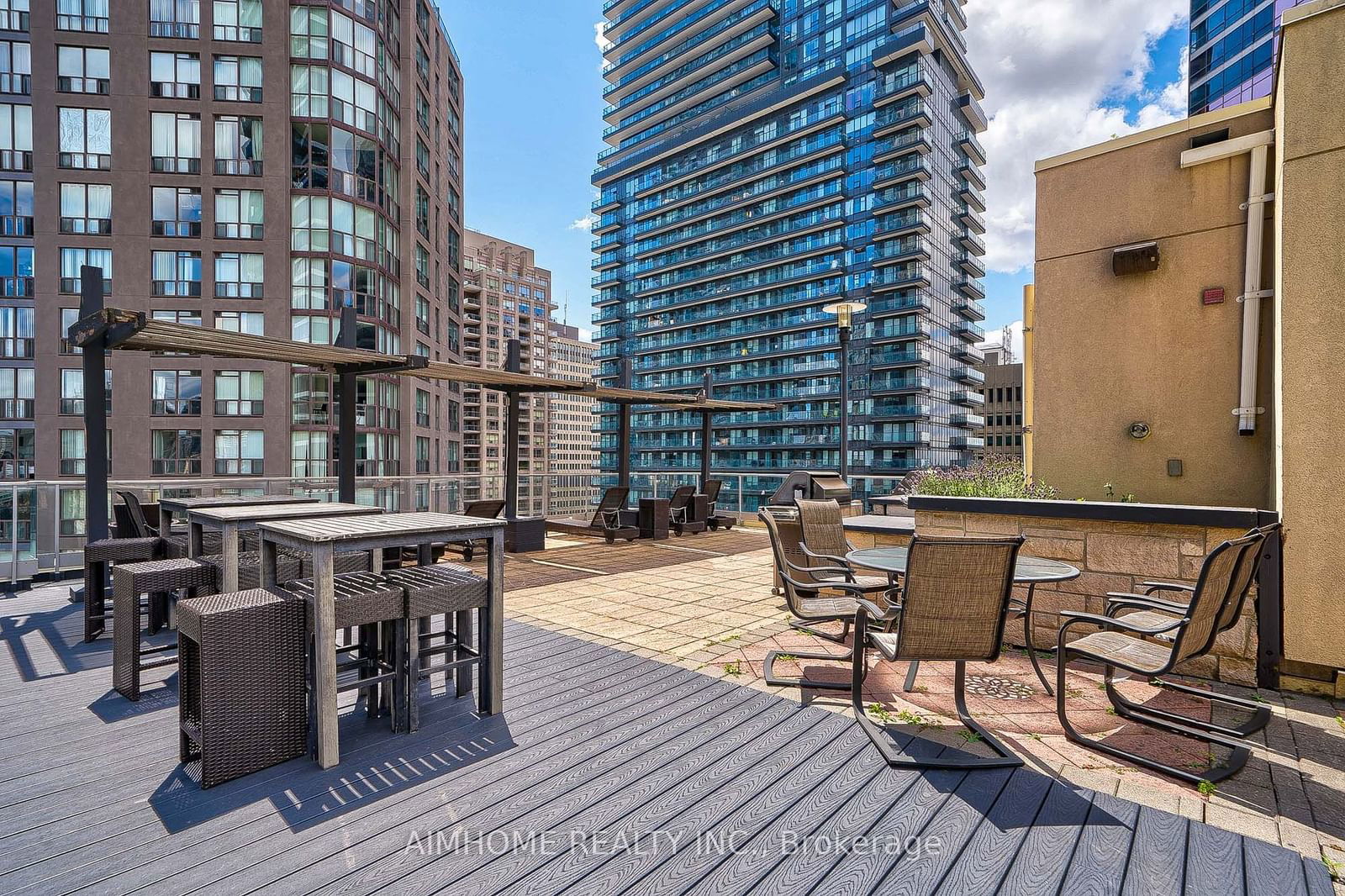 11 St. Joseph St, unit 905 for sale