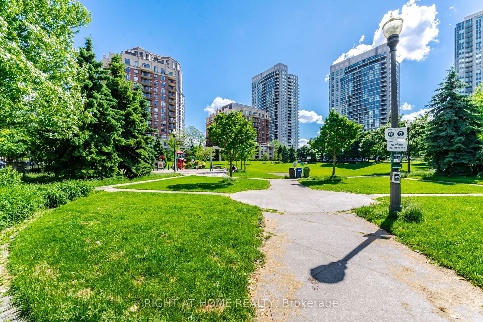 51 Harrison Garden Blvd, unit 810 for sale - image #37