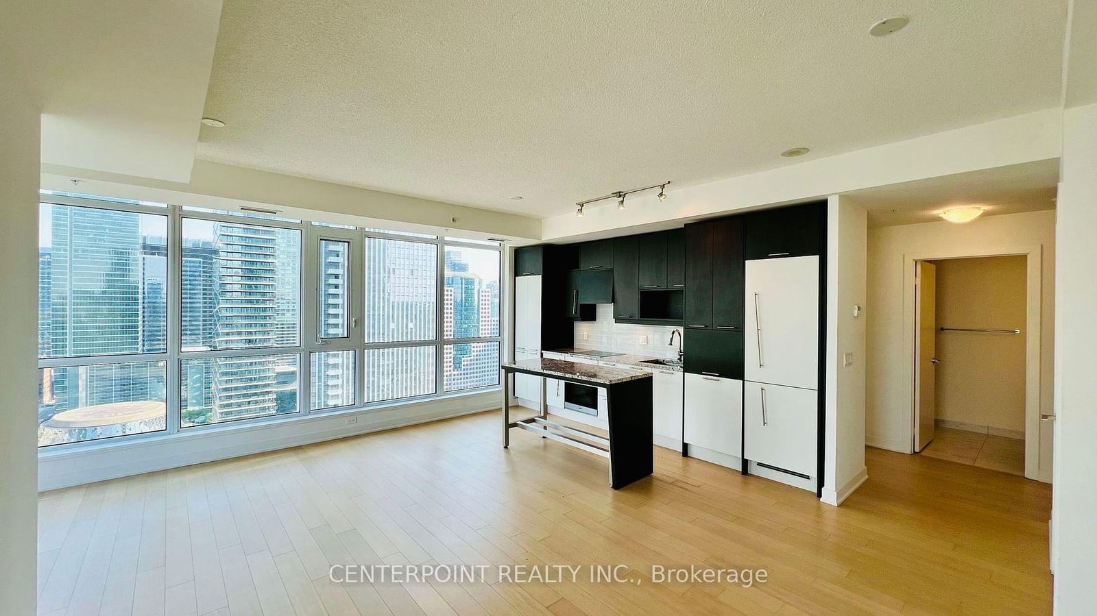 199 Richmond St W, unit 2803 for rent - image #3