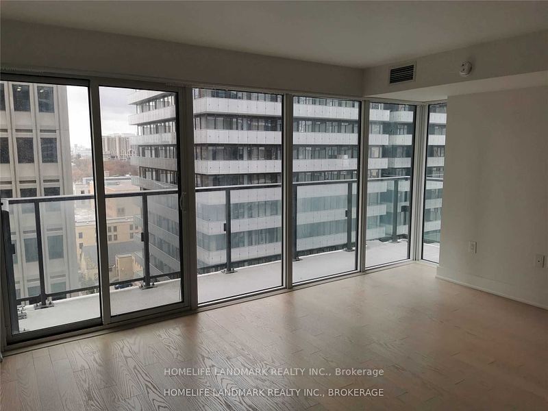 955 Bay St, unit 1215 for sale - image #11